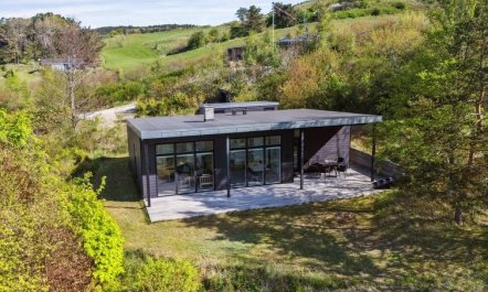 'Irek' - 500m from the sea