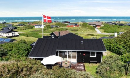 'Reinke' - 200m from the sea