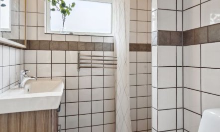 'Dome' - 7km from the sea 6