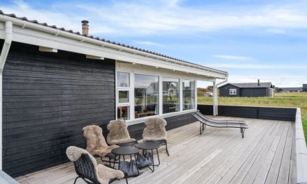 'Dyri' - 75m from the sea 7