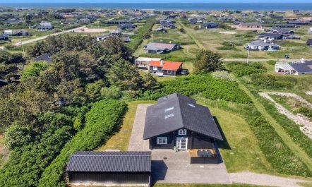 'Salmund' - 600m from the sea 2