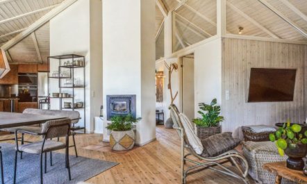 'Fridgerd' - 250m from the sea 2