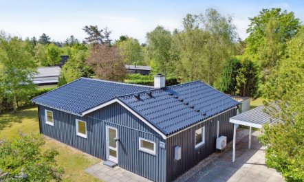 'Mani' - 1.1km from the sea 1