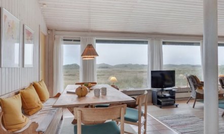 'Eri' - 300m from the sea 1