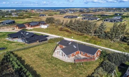 'Naida' - 850m from the sea 2