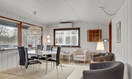 'Herly' - 50m from the sea 1