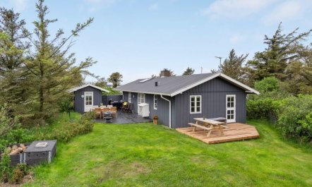 'Sölvy' - 300m from the sea