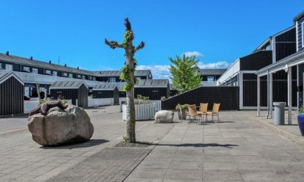 'Idamarie' - 2m from the sea 2