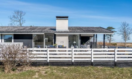 'Jaike' -  from the sea 3