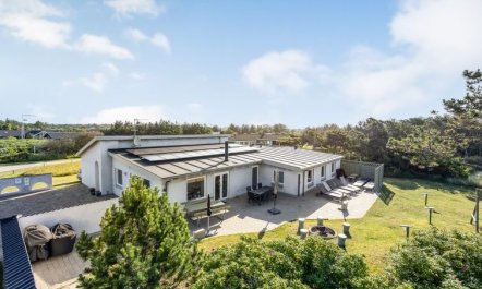 'Lenni' - 700m from the sea