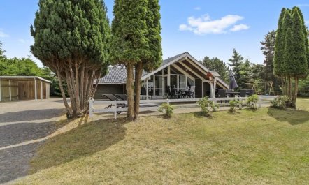 'Dedo' - 300m from the sea