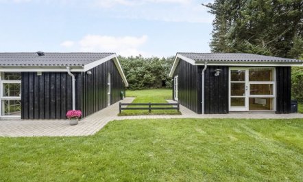 'Into' - 400m from the sea 4