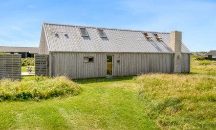 'Onni' - 250m from the sea 1