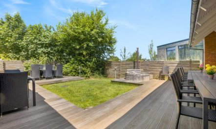 'Solvey' - 400m from the sea 3