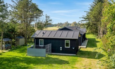 'Hildegardt' - 150m from the sea 2