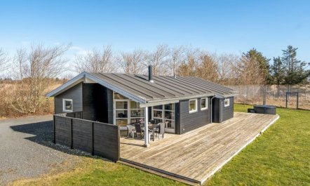 'Rudy' - 800m from the sea