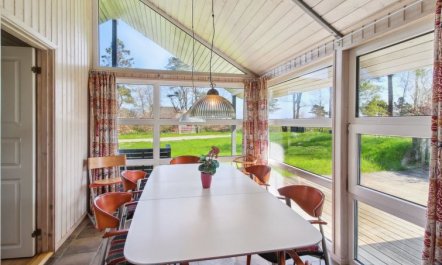 'Carit' - 80m from the sea 1