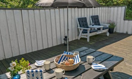 'Rutha' - 45m from the sea 3