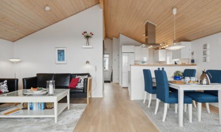 'Yvette' - 150m from the sea 3