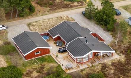 'Gunborg' - 2.5km from the sea 6