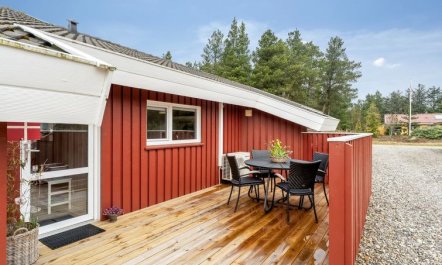 'Gunborg' - 2.5km from the sea 2