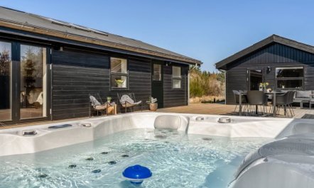 'Heidl' - 2km from the sea