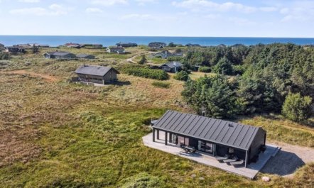 'Ascan' - 600m from the sea