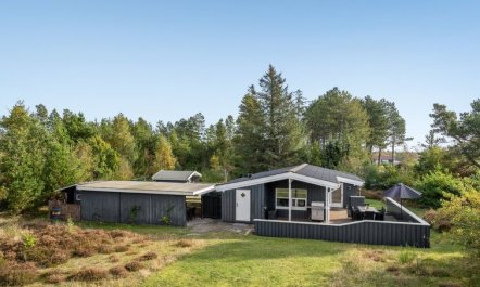 'Bia' - 250m from the sea