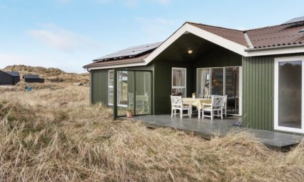 'Elco' - 450m from the sea 5