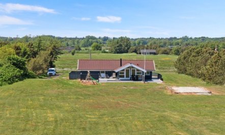 'Edmer' - 50m from the sea