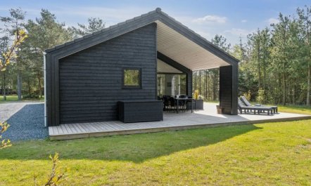 'Skakke' - 900m from the sea 4