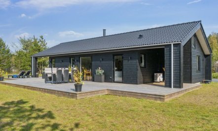 'Skakke' - 900m from the sea 3