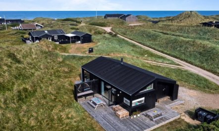 'Mikkel' - 300m from the sea