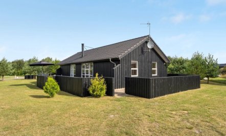 'Thure' - 1km from the sea 3