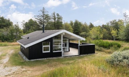 'Anahi' - 3km from the sea