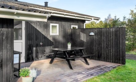 'Rosmarie' - 600m from the sea 1