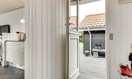 'Mumme' - 100m from the sea 2