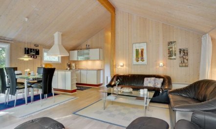 'Jussi' - 3.5km from the sea 6