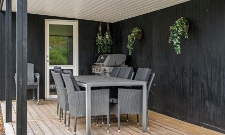 'Silvia' -  from the sea 6