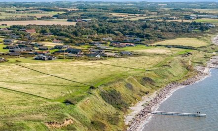 'Ginia' - 150m to the fjord 1