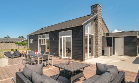 'Erk' - 700m from the sea