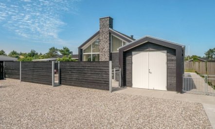 'Erk' - 700m from the sea 3