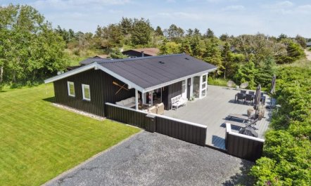 'Marli' - 700m from the sea 3