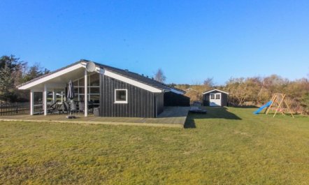 'Nynke' - 600m from the sea