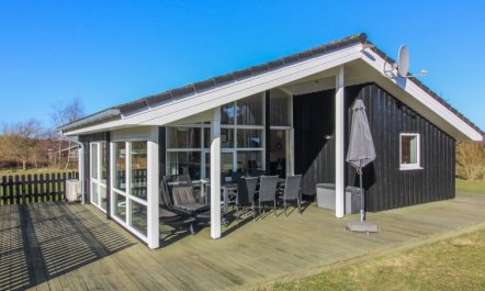 'Nynke' - 600m from the sea 6