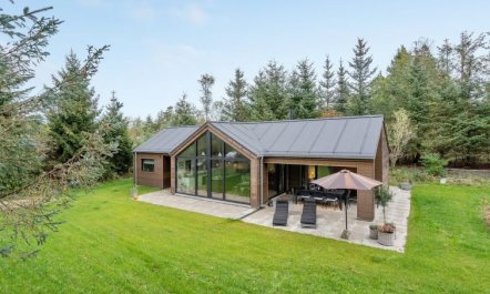 'Tilke' - 400m from the sea