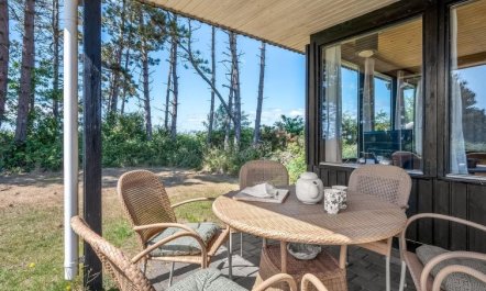 'Tatianna' - 100m from the sea 4