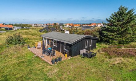 'Satu' - 500m from the sea