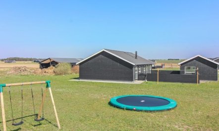 'Eveline' - 1.5km from the sea