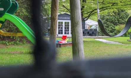 'Astrid' - 875m from the sea 2